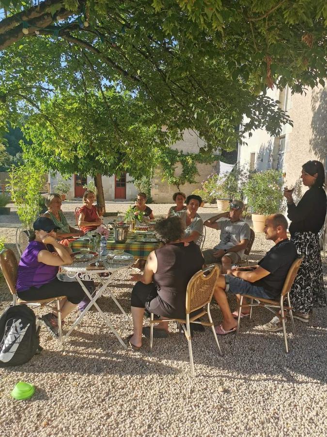 Chambres d'hôtes de la pilatière Persac Extérieur photo