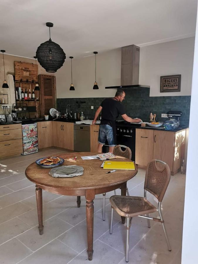 Chambres d'hôtes de la pilatière Persac Extérieur photo